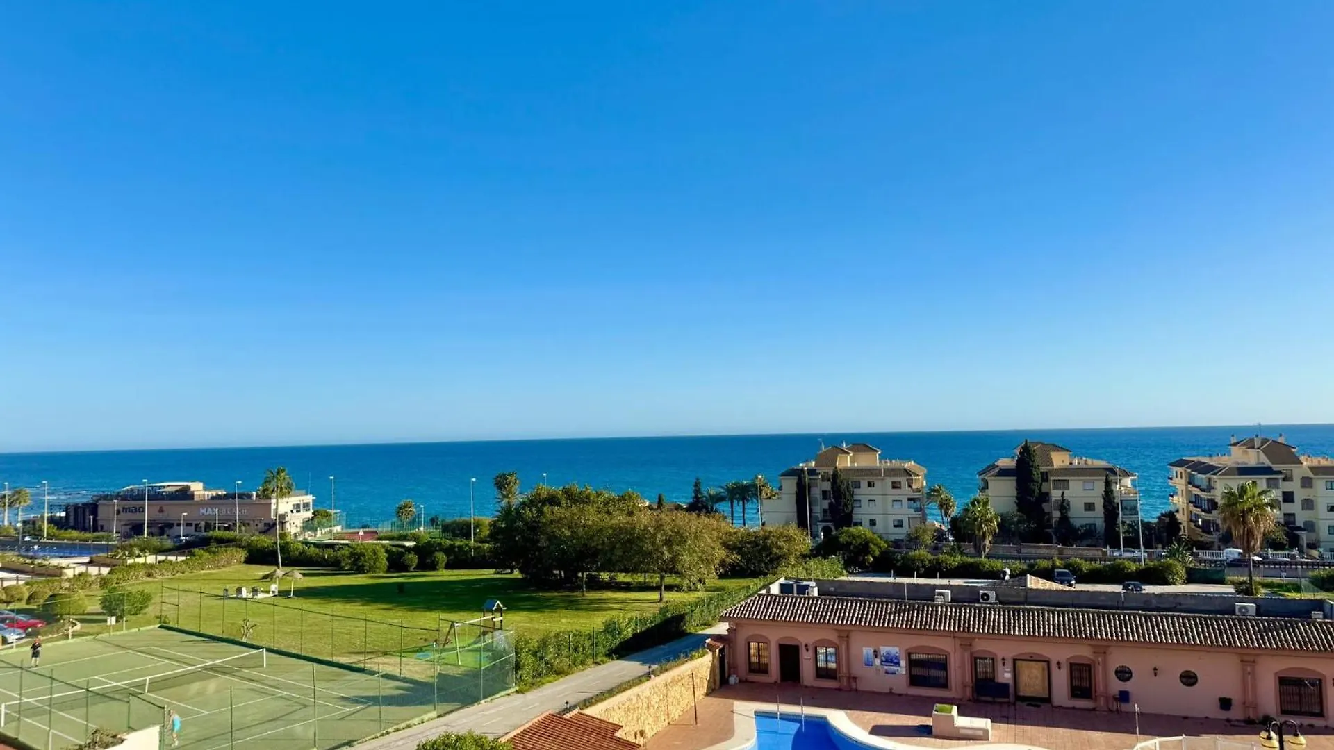 Prime Location! Few Minutes Walk To The Beach MIJAS COSTA Ισπανία