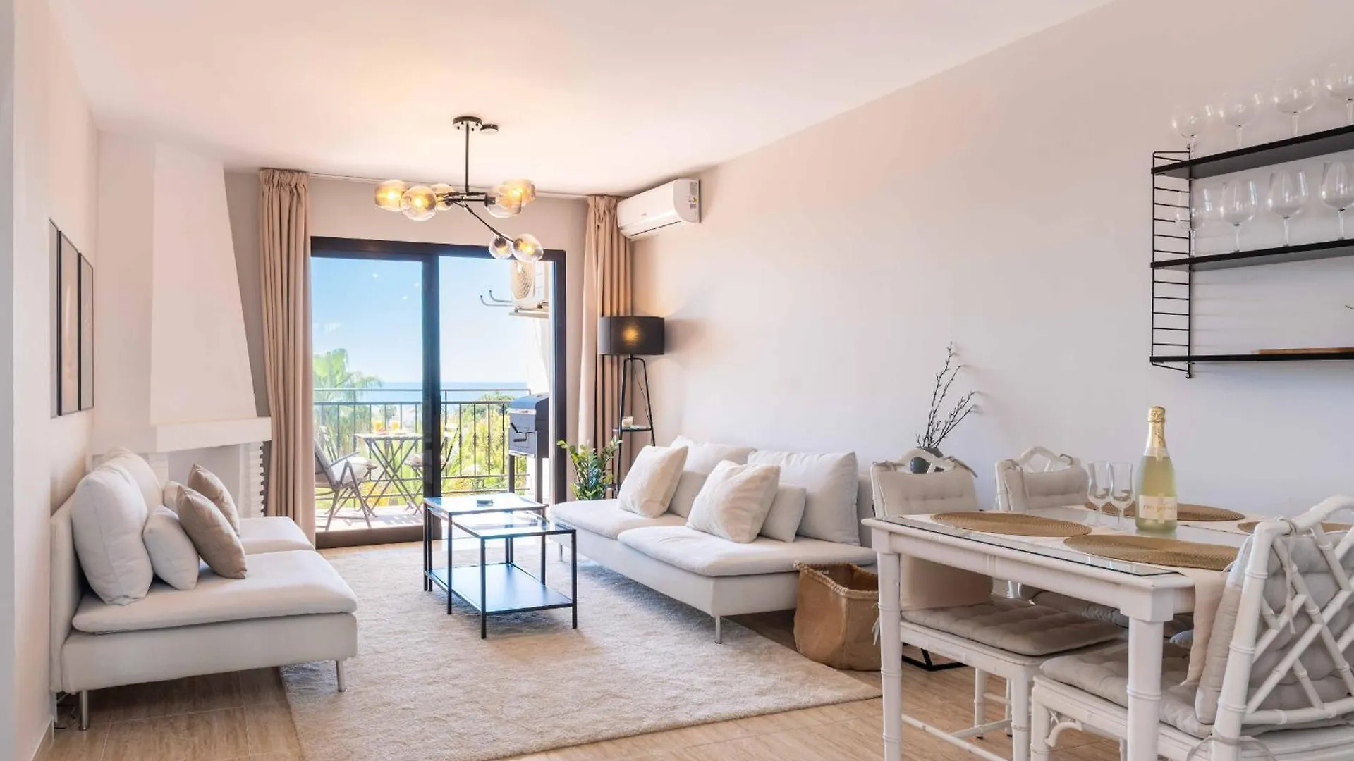 Διαμέρισμα Prime Location! Few Minutes Walk To The Beach MIJAS COSTA